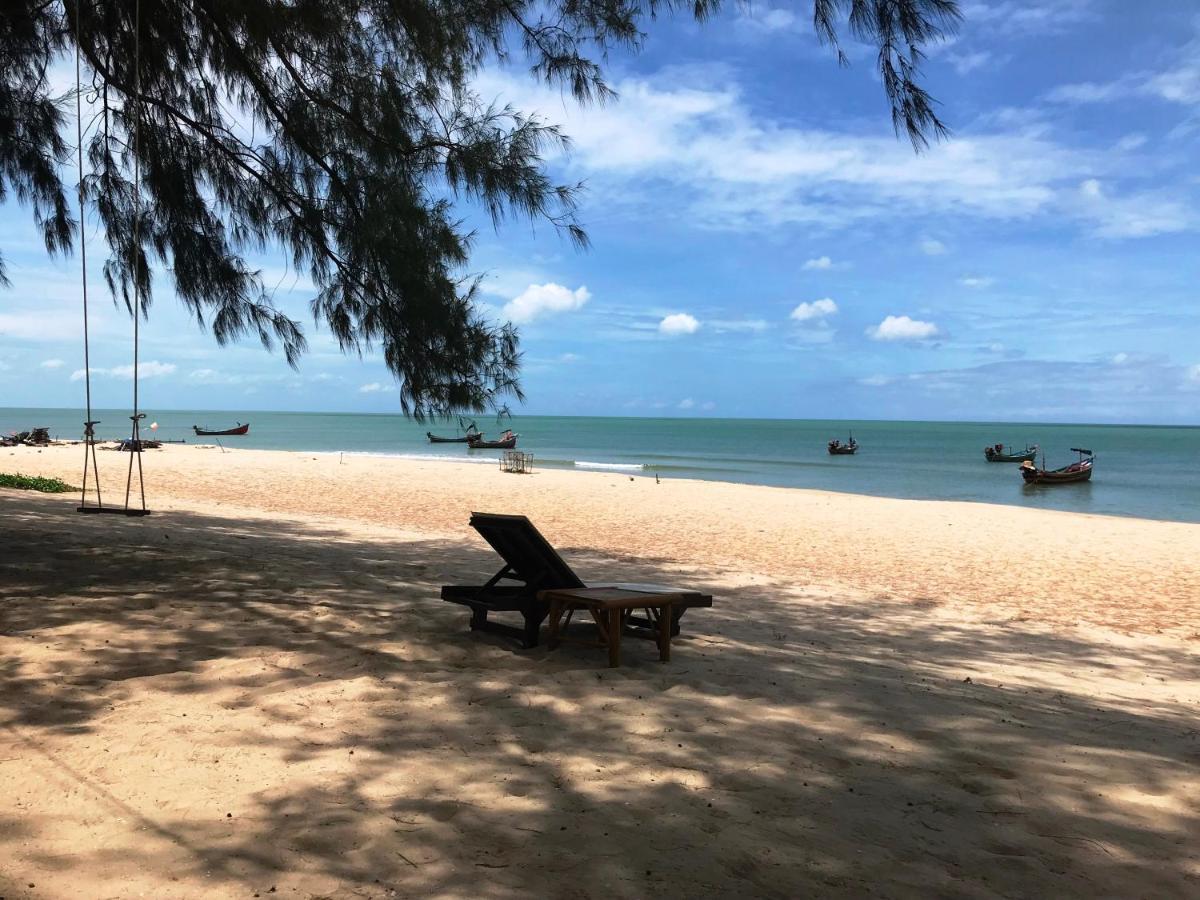 Ao Thai Resort Sathing Phra Esterno foto