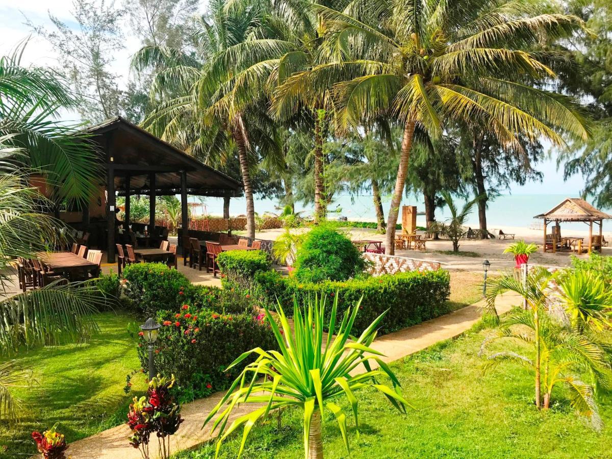 Ao Thai Resort Sathing Phra Esterno foto