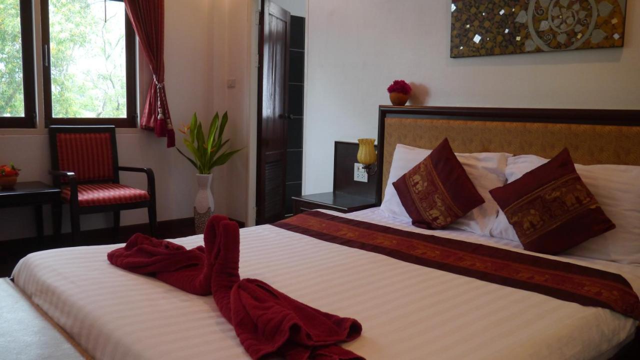 Ao Thai Resort Sathing Phra Esterno foto