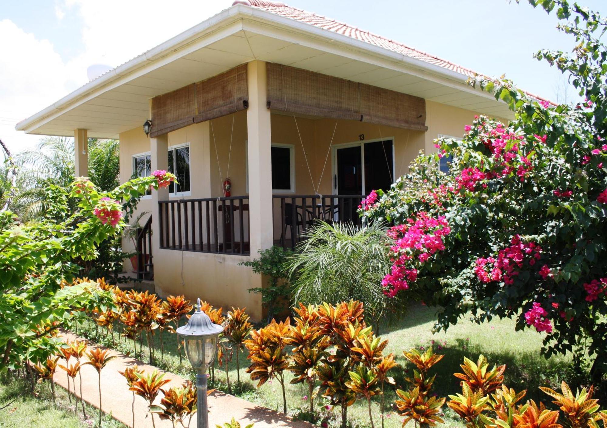 Ao Thai Resort Sathing Phra Esterno foto