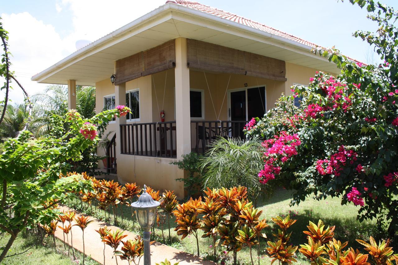 Ao Thai Resort Sathing Phra Esterno foto